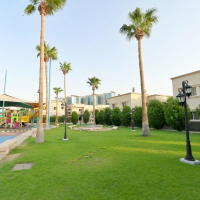 Al Hamra Oasis Village Compound Premises