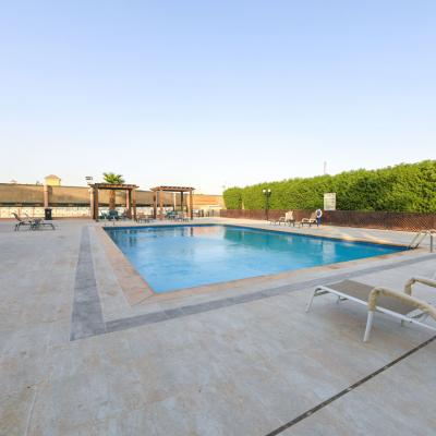 Al Hamra Oasis Village Compound Premises